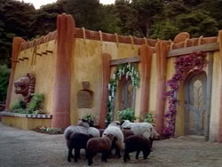 extant_HerculesAndTheAmazonWomen_1158
