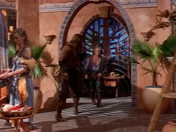extant_HerculesAndTheAmazonWomen_1184