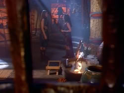 extant_HerculesAndTheAmazonWomen_3907