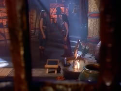 extant_HerculesAndTheAmazonWomen_3908