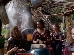 extant_HerculesAndTheAmazonWomen_4805