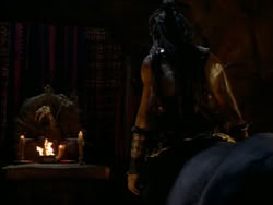 extant_HerculesTheLegendaryJourneys_1x06-AsDarknessFalls_0029