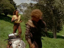 extant_HerculesTheLegendaryJourneys_1x06-AsDarknessFalls_0157
