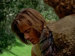 extant_HerculesTheLegendaryJourneys_1x06-AsDarknessFalls_0184