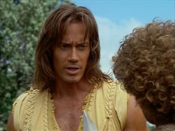 extant_HerculesTheLegendaryJourneys_1x06-AsDarknessFalls_0200