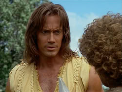 extant_HerculesTheLegendaryJourneys_1x06-AsDarknessFalls_0201