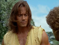 extant_HerculesTheLegendaryJourneys_1x06-AsDarknessFalls_0247