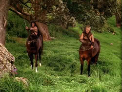 extant_HerculesTheLegendaryJourneys_1x06-AsDarknessFalls_0274