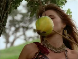 extant_HerculesTheLegendaryJourneys_1x06-AsDarknessFalls_0284