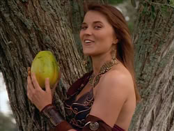extant_HerculesTheLegendaryJourneys_1x06-AsDarknessFalls_0291