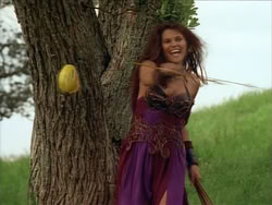 extant_HerculesTheLegendaryJourneys_1x06-AsDarknessFalls_0328