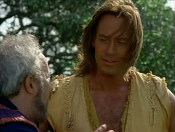 extant_HerculesTheLegendaryJourneys_1x06-AsDarknessFalls_0660