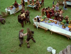 extant_HerculesTheLegendaryJourneys_1x06-AsDarknessFalls_2530
