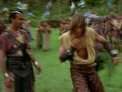 extant_HerculesTheLegendaryJourneys_1x06-AsDarknessFalls_2594