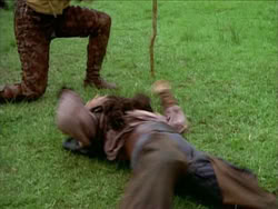 extant_HerculesTheLegendaryJourneys_1x06-AsDarknessFalls_2613