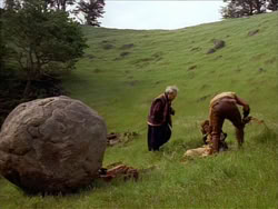 extant_HerculesTheLegendaryJourneys_1x06-AsDarknessFalls_3570