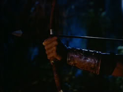extant_HerculesTheLegendaryJourneys_1x06-AsDarknessFalls_4084