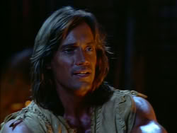 extant_HerculesTheLegendaryJourneys_1x06-AsDarknessFalls_4307
