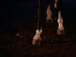 extant_HerculesTheLegendaryJourneys_1x06-AsDarknessFalls_4411
