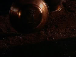 extant_HerculesTheLegendaryJourneys_1x06-AsDarknessFalls_4416