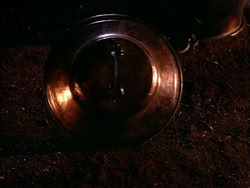 extant_HerculesTheLegendaryJourneys_1x06-AsDarknessFalls_4425