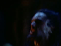 extant_HerculesTheLegendaryJourneys_1x06-AsDarknessFalls_4550