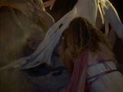 extant_HerculesTheLegendaryJourneys_1x06-AsDarknessFalls_4584