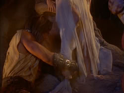 extant_HerculesTheLegendaryJourneys_1x06-AsDarknessFalls_4755