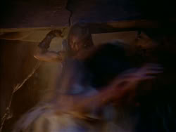 extant_HerculesTheLegendaryJourneys_1x06-AsDarknessFalls_4765