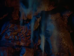 extant_HerculesTheLegendaryJourneys_1x06-AsDarknessFalls_4767