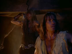 extant_HerculesTheLegendaryJourneys_1x06-AsDarknessFalls_4771