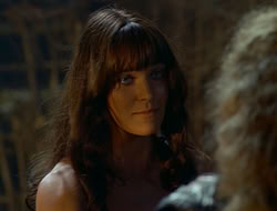 extant_HTLJ_1x09-TheWarriorPrincess_0939