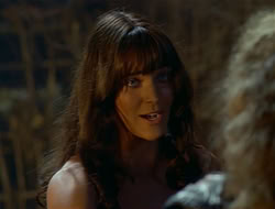 extant_HTLJ_1x09-TheWarriorPrincess_0940