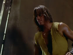 extant_HTLJ_1x09-TheWarriorPrincess_1165