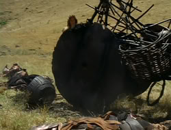 extant_HTLJ_1x09-TheWarriorPrincess_1779