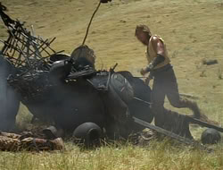 extant_HTLJ_1x09-TheWarriorPrincess_1789