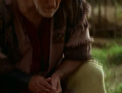 extant_HTLJ_1x09-TheWarriorPrincess_2579