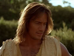 extant_HTLJ_1x09-TheWarriorPrincess_2651