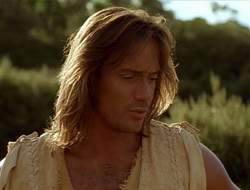 extant_HTLJ_1x09-TheWarriorPrincess_2652
