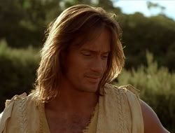 extant_HTLJ_1x09-TheWarriorPrincess_2654