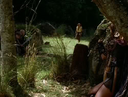 extant_HTLJ_1x09-TheWarriorPrincess_2798