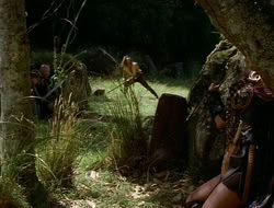 extant_HTLJ_1x09-TheWarriorPrincess_2822