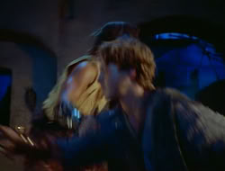 extant_HTLJ_1x12-TheGauntlet_00203