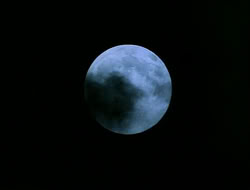 extant_HTLJ_1x12-TheGauntlet_00975