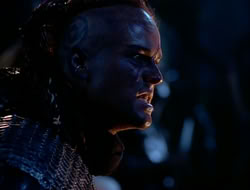 extant_HTLJ_1x12-TheGauntlet_01032