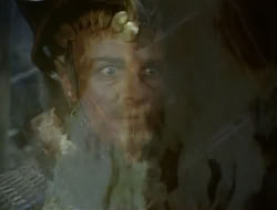 extant_HTLJ_1x12-TheGauntlet_01100