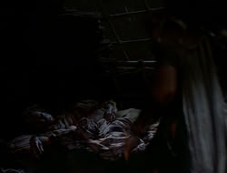 extant_HTLJ_1x12-TheGauntlet_01166