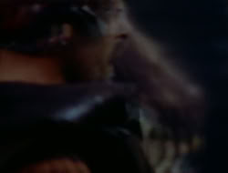 extant_HTLJ_1x12-TheGauntlet_01201