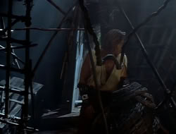 extant_HTLJ_1x12-TheGauntlet_01377