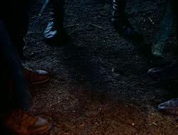 extant_HTLJ_1x12-TheGauntlet_01645